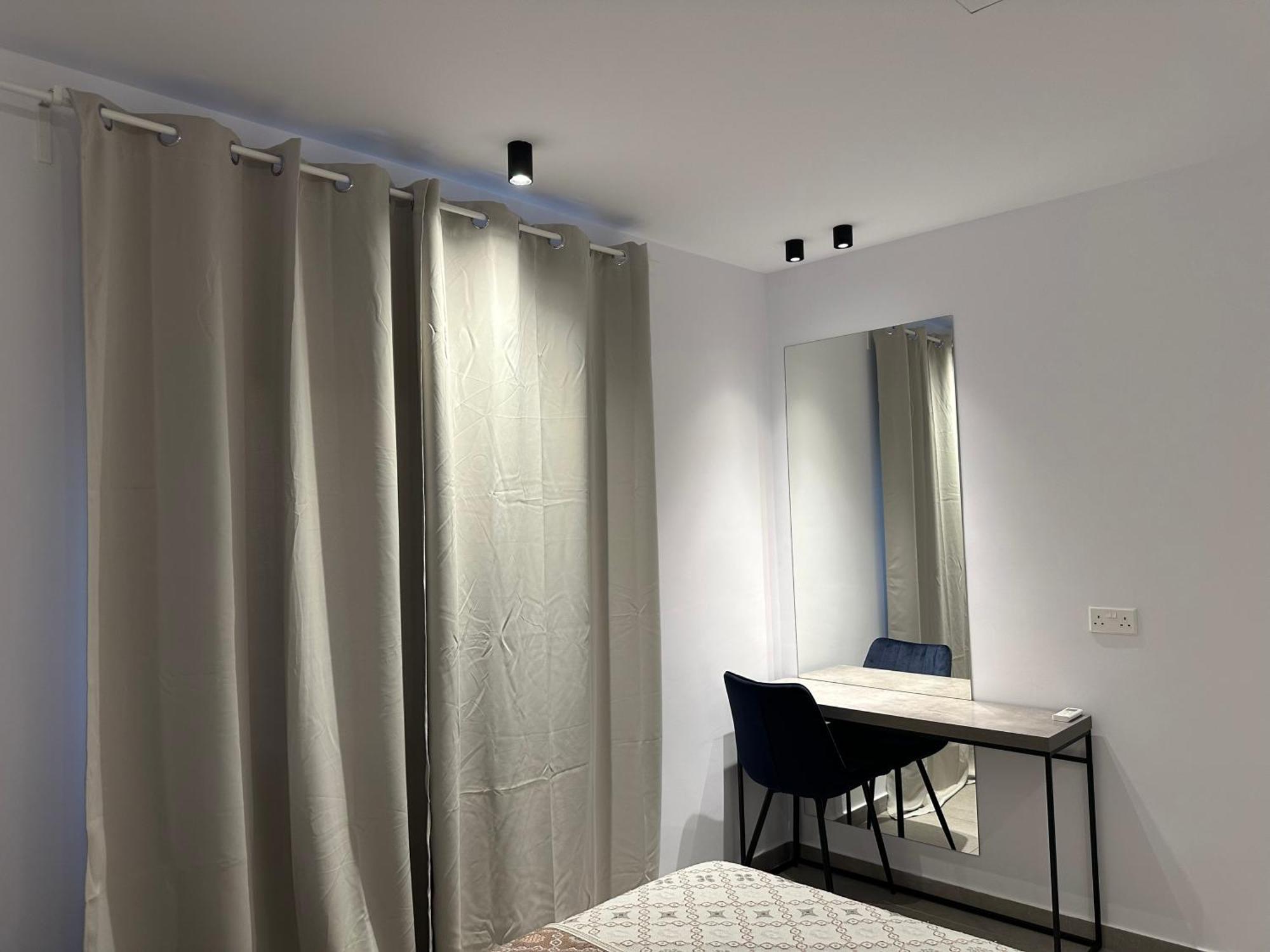 Royal Sunset Studios & Apartments Limasol Dış mekan fotoğraf