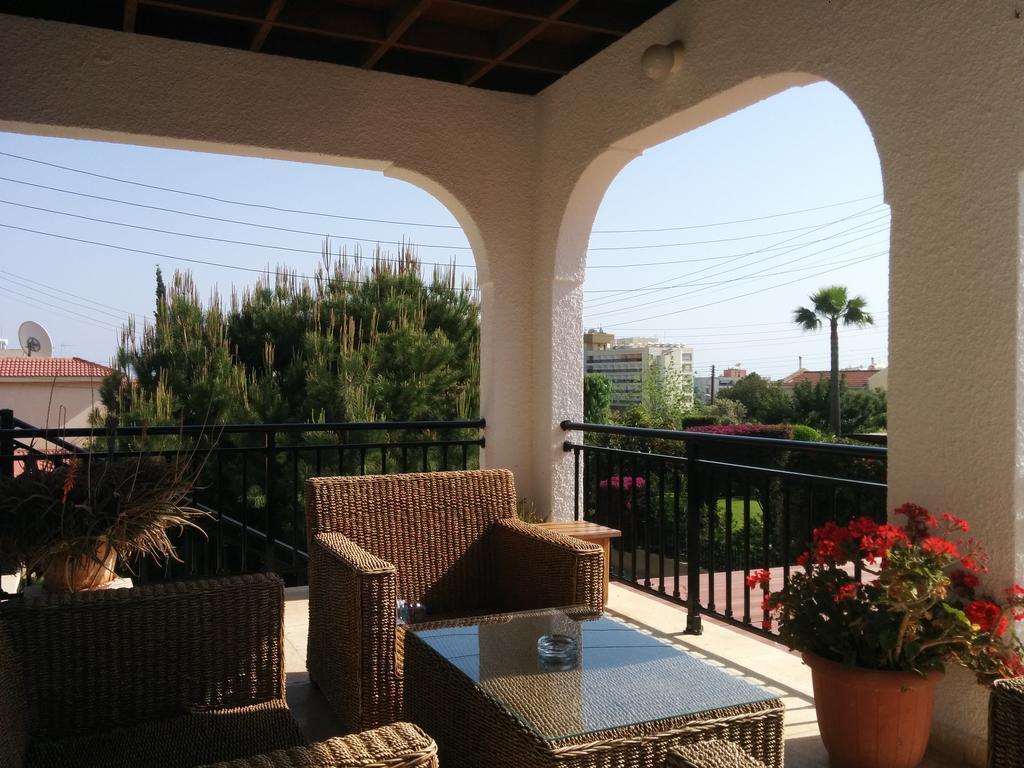 Royal Sunset Studios & Apartments Limasol Dış mekan fotoğraf